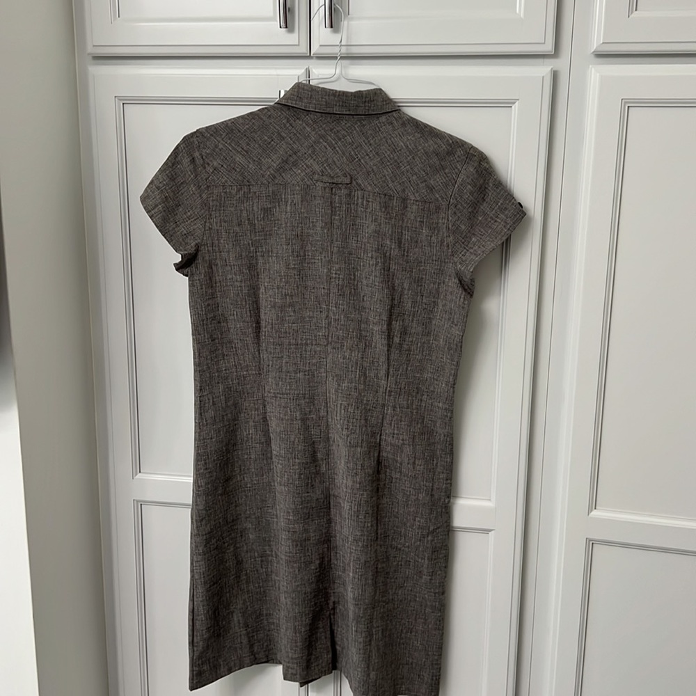 Grey button down Quick Dry dress - Picture 5 of 7